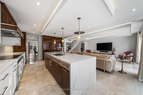 Photo 20 at 1347 Queen Victoria Avenue, Lorne Park, Mississauga