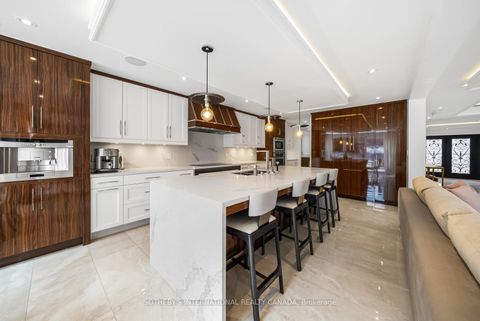 Photo 22 at 1347 Queen Victoria Avenue, Lorne Park, Mississauga