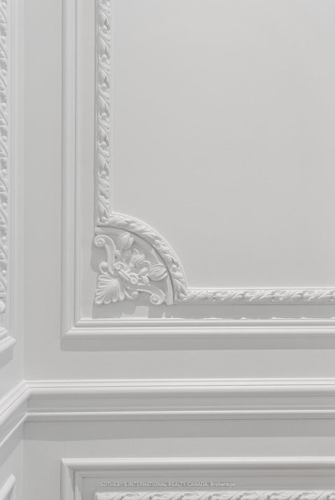 Photo 27 at 1347 Queen Victoria Avenue, Lorne Park, Mississauga