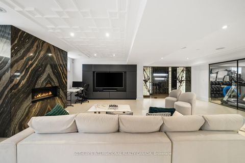 Photo 41 at 1347 Queen Victoria Avenue, Lorne Park, Mississauga