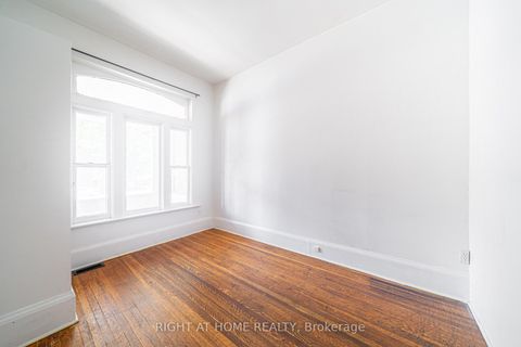 Photo 4 at 1059 Bathurst Street, Annex, Toronto