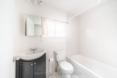 Photo 10 at 1059 Bathurst Street, Annex, Toronto