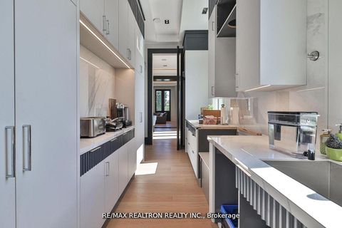 Photo 17 at 41 Thornbank Road, Uplands, Vaughan