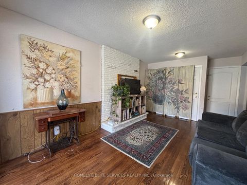 Photo 25 at 33 Robbinstone Drive, Malvern, Toronto