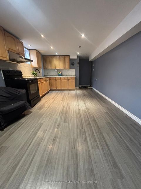 Photo 33 at 33 Robbinstone Drive, Malvern, Toronto