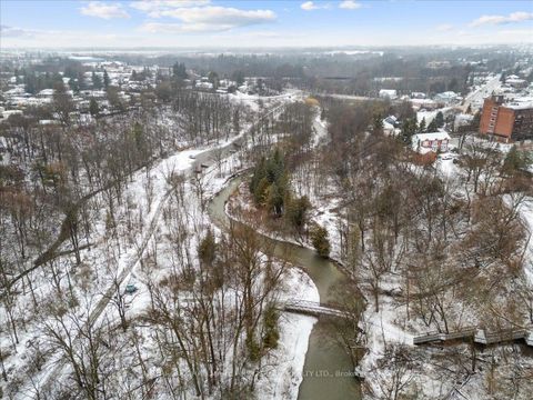 Photo 22 at 7 Cole Avenue, Bowmanville, Clarington