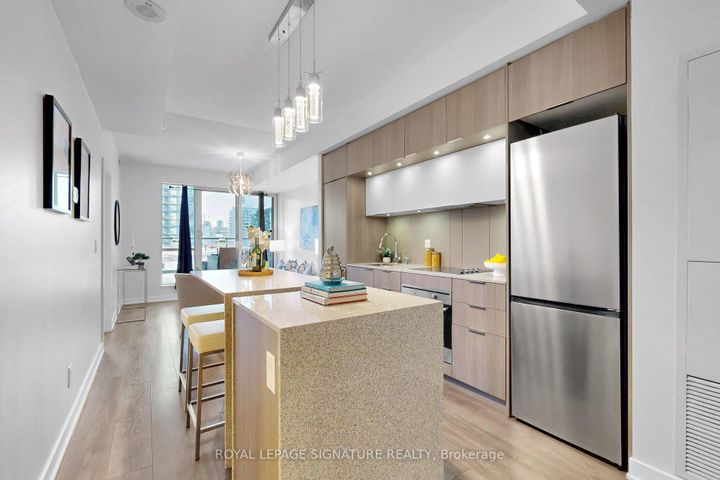 Photo 5 at 907 - 170 Sumach Street, Regent Park, Toronto