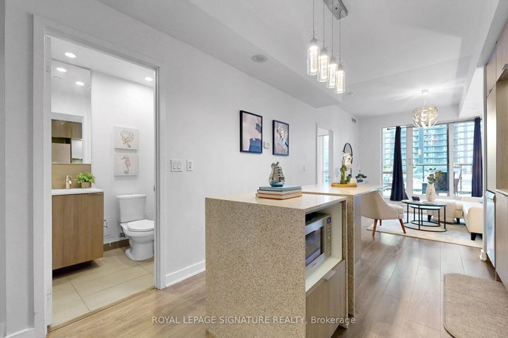 Photo 7 at 907 - 170 Sumach Street, Regent Park, Toronto