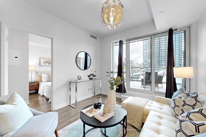 Photo 10 at 907 - 170 Sumach Street, Regent Park, Toronto