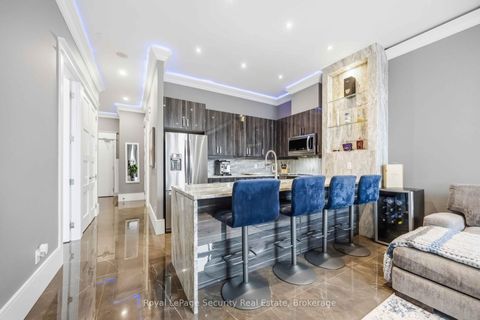 Photo 4 at 202 - 2900 Highway 7, Concord, Vaughan