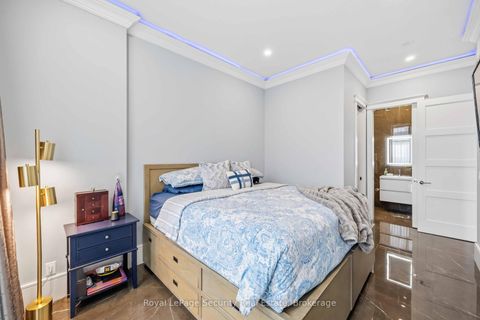 Photo 22 at 202 - 2900 Highway 7, Concord, Vaughan