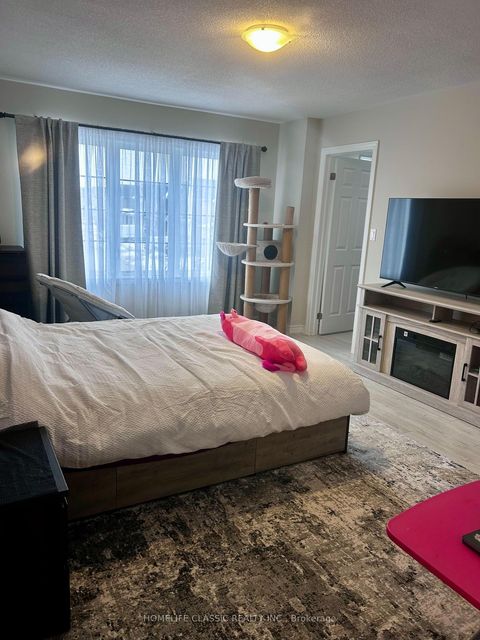 Photo 27 at 91 Crombie Street S, Bowmanville, Clarington