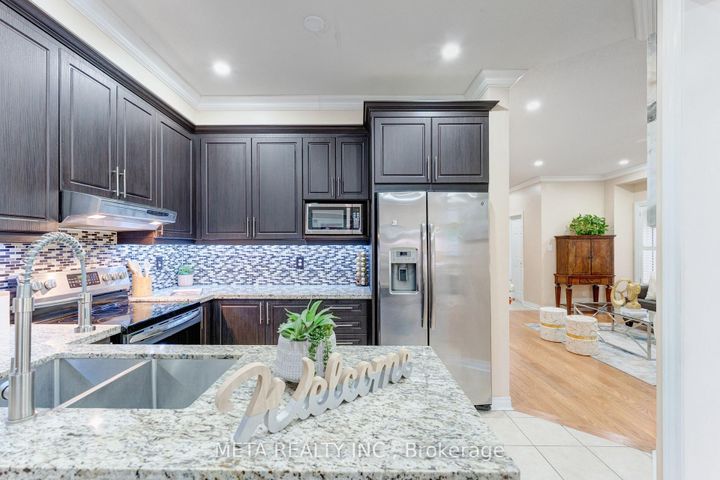 Photo 9 at 30 Krakow Street, Bram West, Brampton