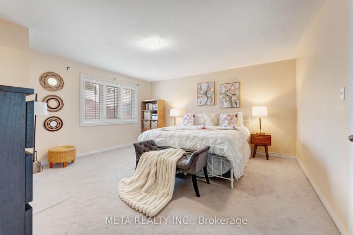 Photo 13 at 30 Krakow Street, Bram West, Brampton