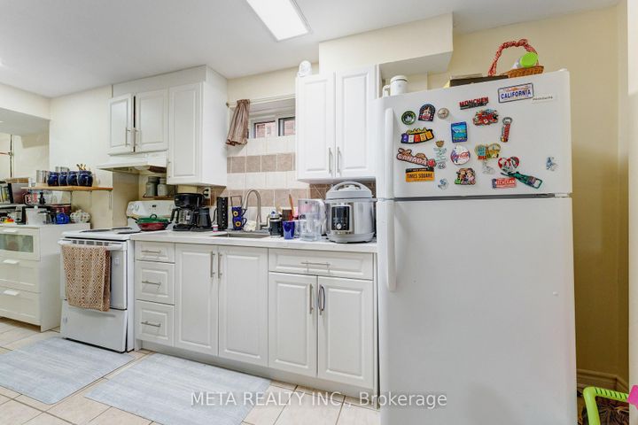 Photo 28 at 30 Krakow Street, Bram West, Brampton