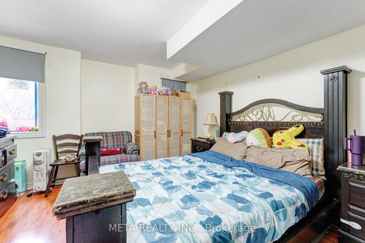 Photo 32 at 30 Krakow Street, Bram West, Brampton