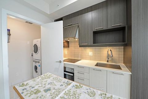 Photo 5 at 1708 - 199 Richmond Street W, Waterfront Communities C1, Toronto