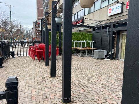 Photo 1 at 111 - 720 Spadina Avenue, University, Toronto