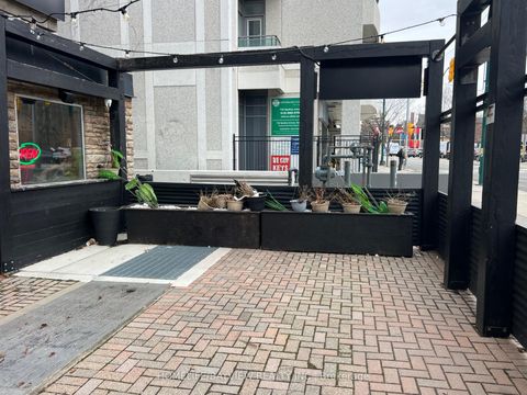 Photo 3 at 111 - 720 Spadina Avenue, University, Toronto