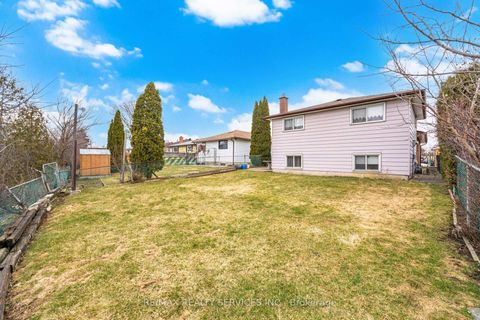 Photo 25 at 3205 Monica Drive, Malton, Mississauga