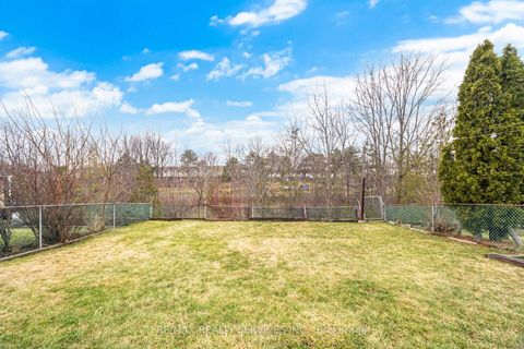 Photo 26 at 3205 Monica Drive, Malton, Mississauga