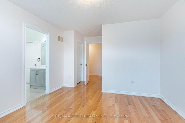 Photo 28 at 44 Roulette Crescent, Northwest Brampton, Brampton