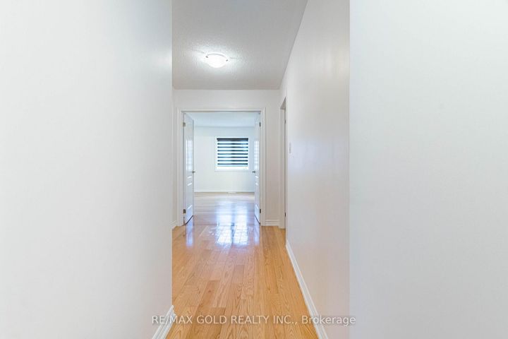 Photo 31 at 44 Roulette Crescent, Northwest Brampton, Brampton