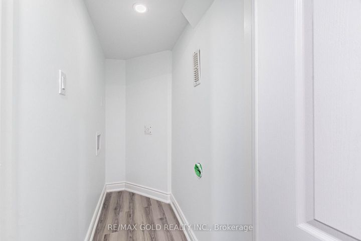 Photo 39 at 44 Roulette Crescent, Northwest Brampton, Brampton