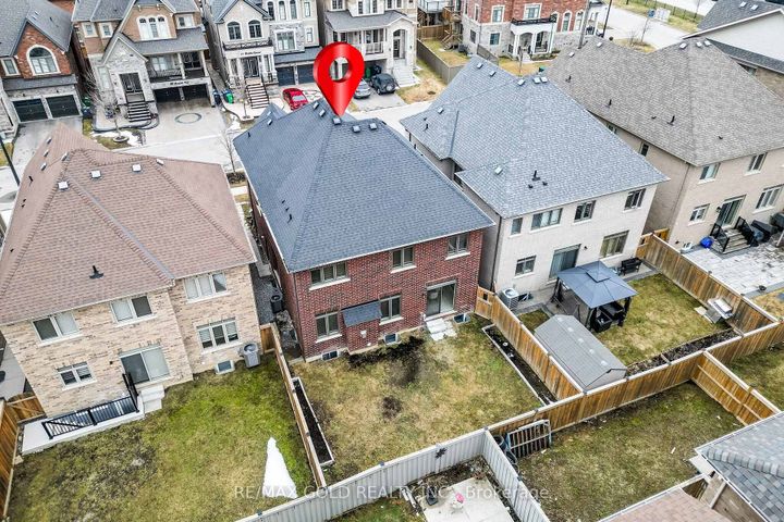 Photo 42 at 44 Roulette Crescent, Northwest Brampton, Brampton