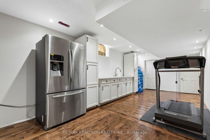 Photo 42 at 616 Fleetwood Drive, Eastdale, Oshawa