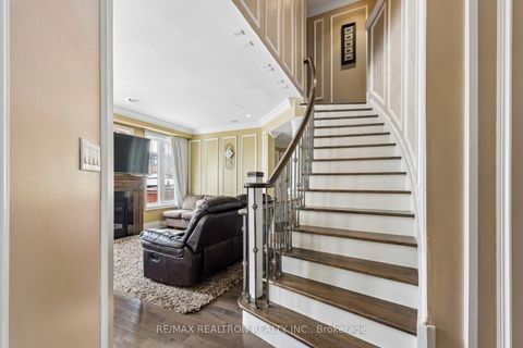 Photo 17 at 616 Fleetwood Drive, Eastdale, Oshawa