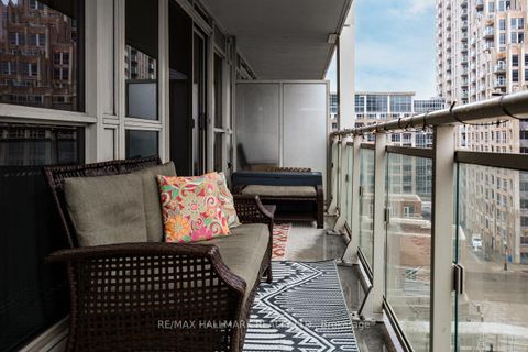 Photo 16 at 1043 - 38 Grand Magazine Street, Waterfront Communities C1, Toronto