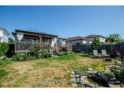 Photo 22 at 41 Canary Reed Court, Holly, Barrie