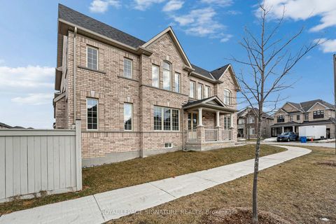 Photo 3 at 22 Bill Guy Drive, Keswick South, Georgina