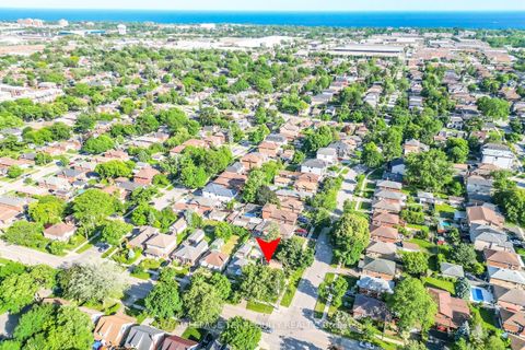 Photo 4 at 249 Gamma Street, Alderwood, Toronto