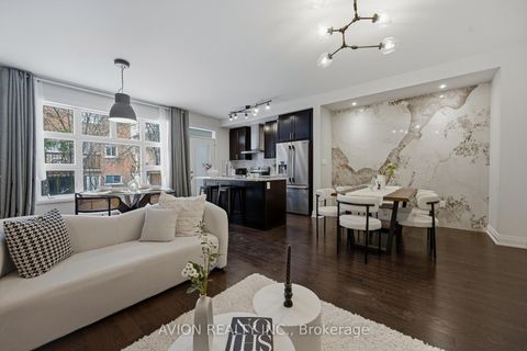 Photo 2 at 42 Causland Lane, Devonsleigh, Richmond Hill