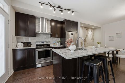 Photo 9 at 42 Causland Lane, Devonsleigh, Richmond Hill