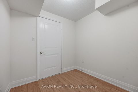 Photo 32 at 42 Causland Lane, Devonsleigh, Richmond Hill