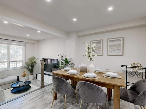 Photo 14 at 109 Poplar Crescent, Aurora Highlands, Aurora