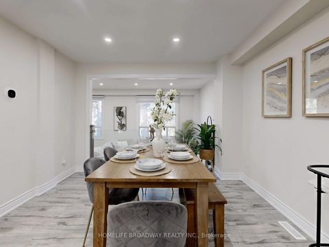 Photo 17 at 109 Poplar Crescent, Aurora Highlands, Aurora