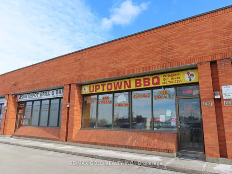 Photo 3 at 67 - 2300 Finch Avenue, Humber Summit, Toronto