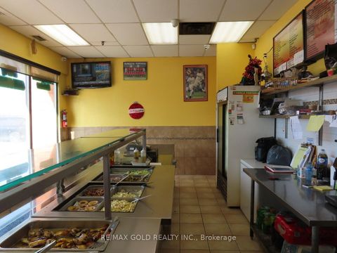 Photo 6 at 67 - 2300 Finch Avenue, Humber Summit, Toronto