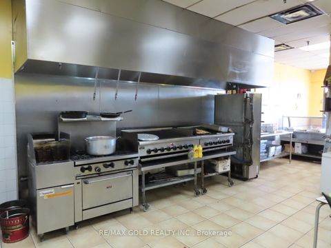 Photo 12 at 67 - 2300 Finch Avenue, Humber Summit, Toronto