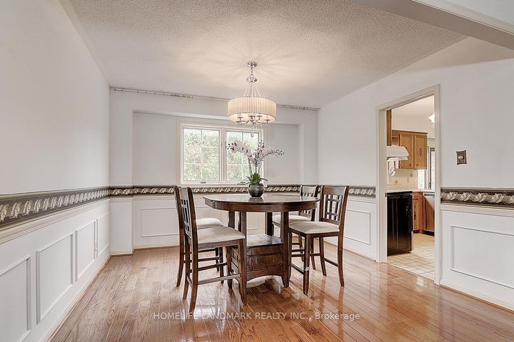 Photo 8 at 99 Burndean Court, Westbrook, Richmond Hill