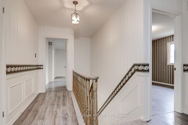 Photo 13 at 99 Burndean Court, Westbrook, Richmond Hill