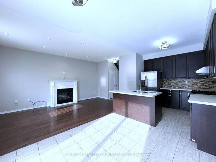 Photo 8 at 8 Loftsmoor Drive, Wellington, Brampton