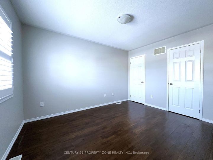 Photo 20 at 8 Loftsmoor Drive, Wellington, Brampton