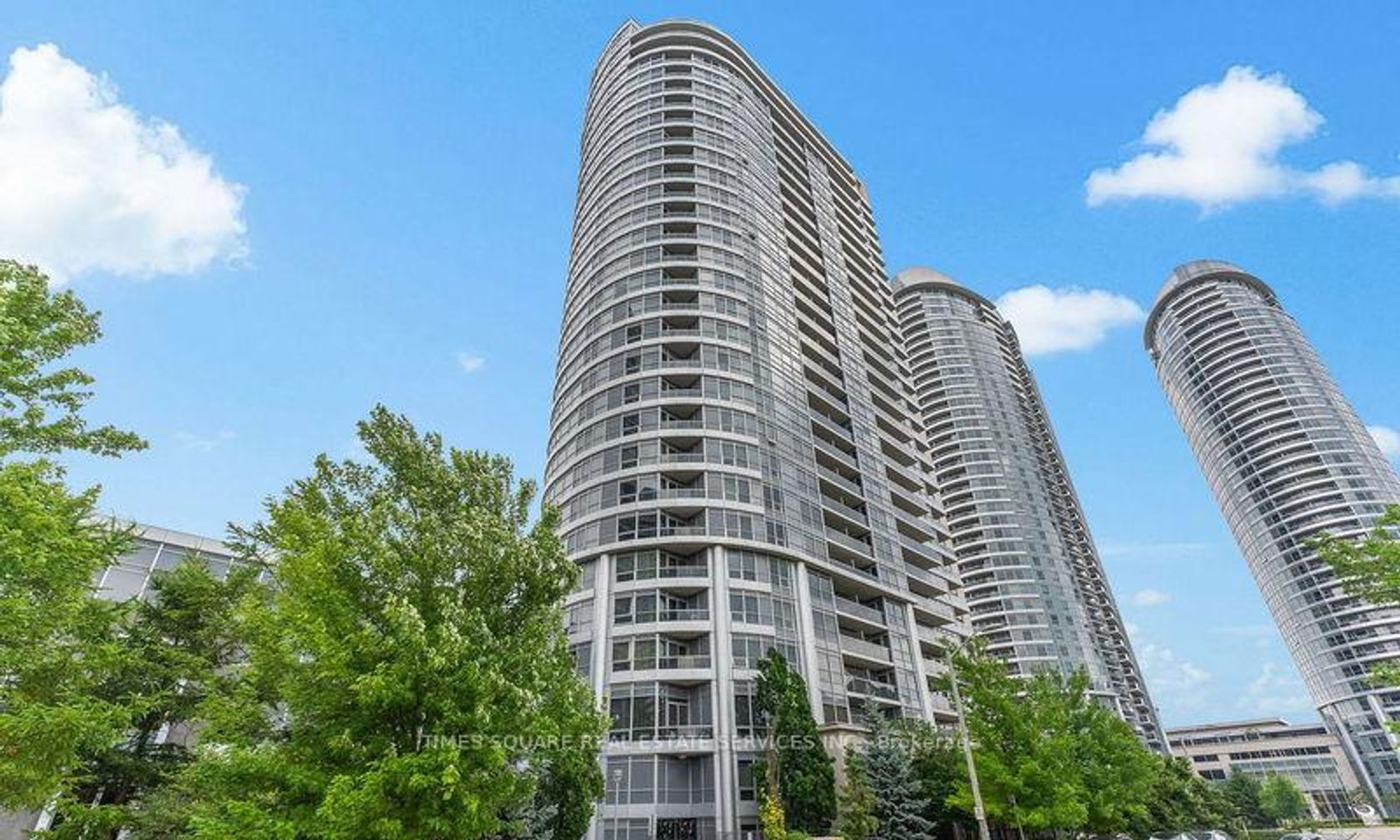 2207 - 151 Village Green Square, Malvern West, Toronto photo number 2