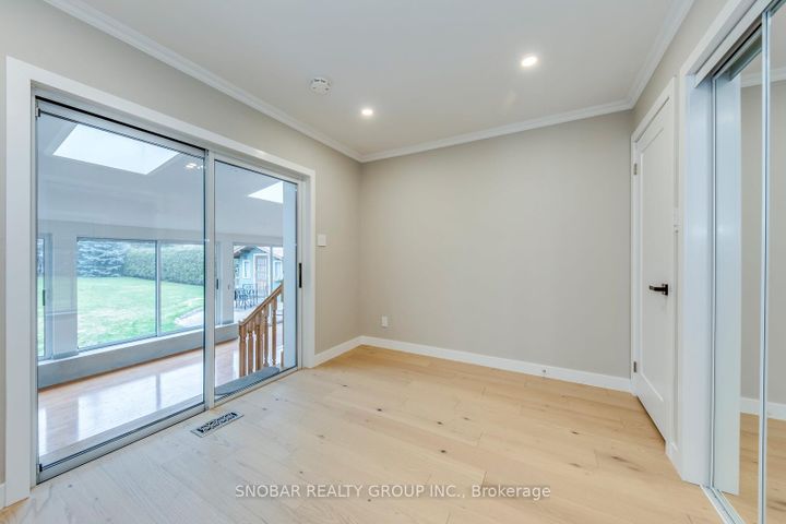 Photo 18 at 47 Bucksburn Road, Clairville, Toronto