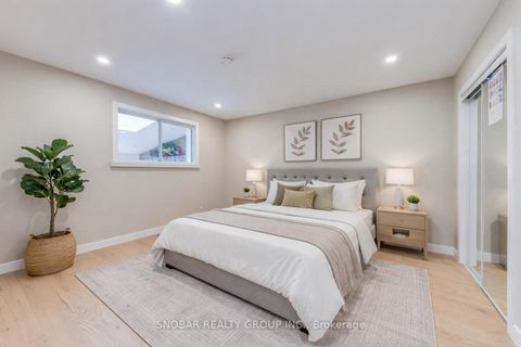 Photo 6 at 47 Bucksburn Road, Clairville, Toronto